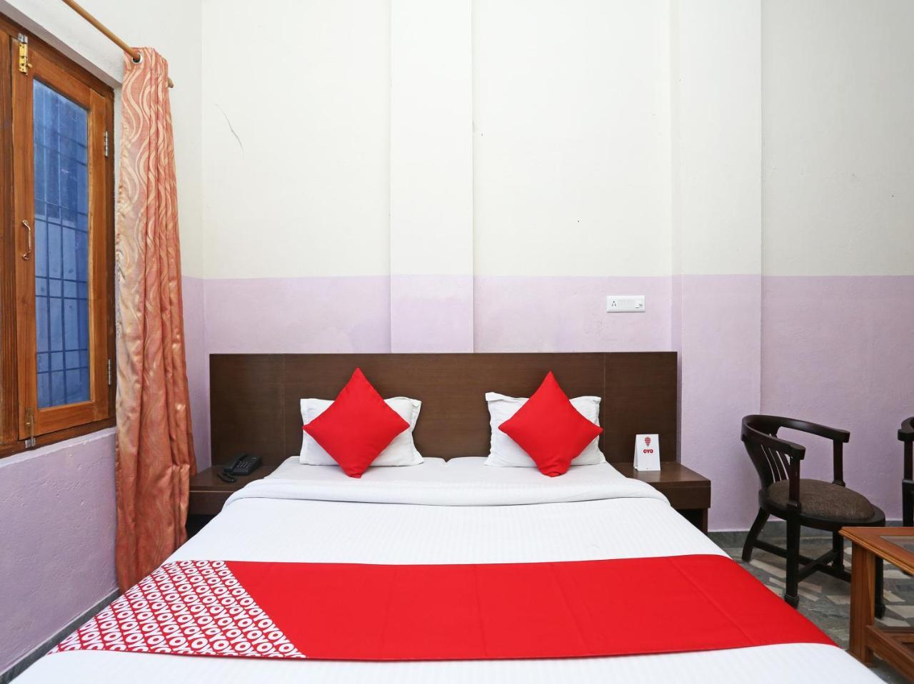 Oyo 19638 Hotel Jay Continental Almora Eksteriør billede
