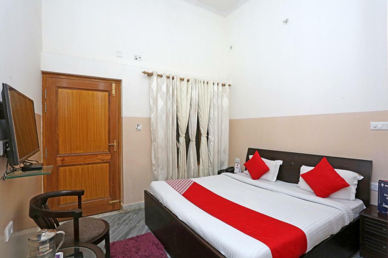 Oyo 19638 Hotel Jay Continental Almora Eksteriør billede
